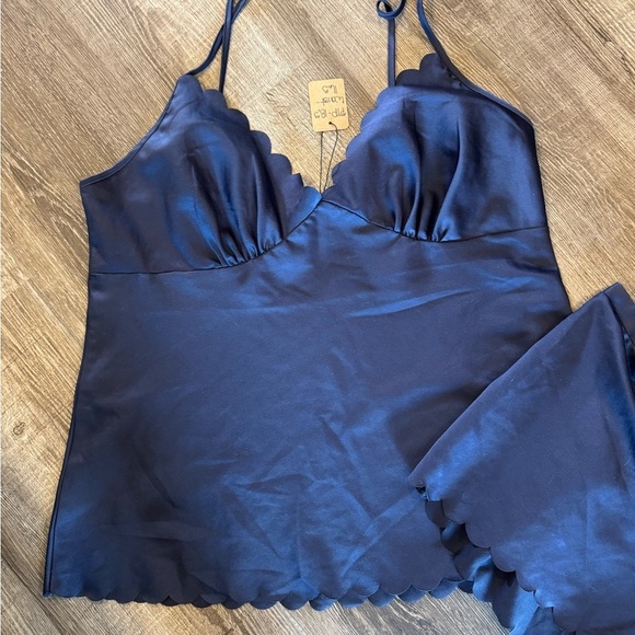 Elegant Navy Blue Women's Sleepwear Set - Picture 2 of 4